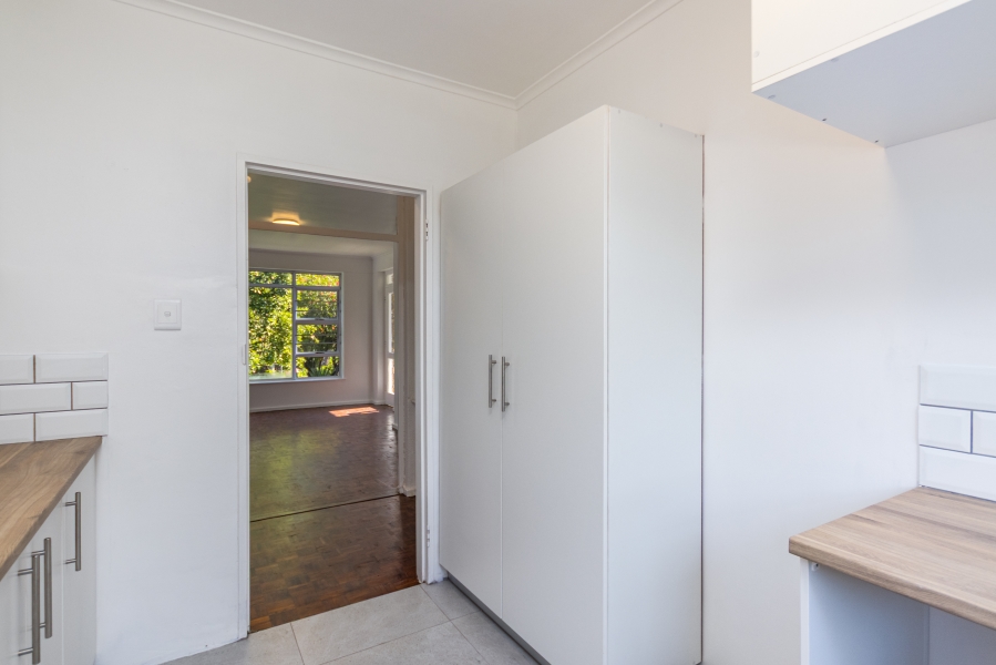 2 Bedroom Property for Sale in Wynberg Upper Western Cape